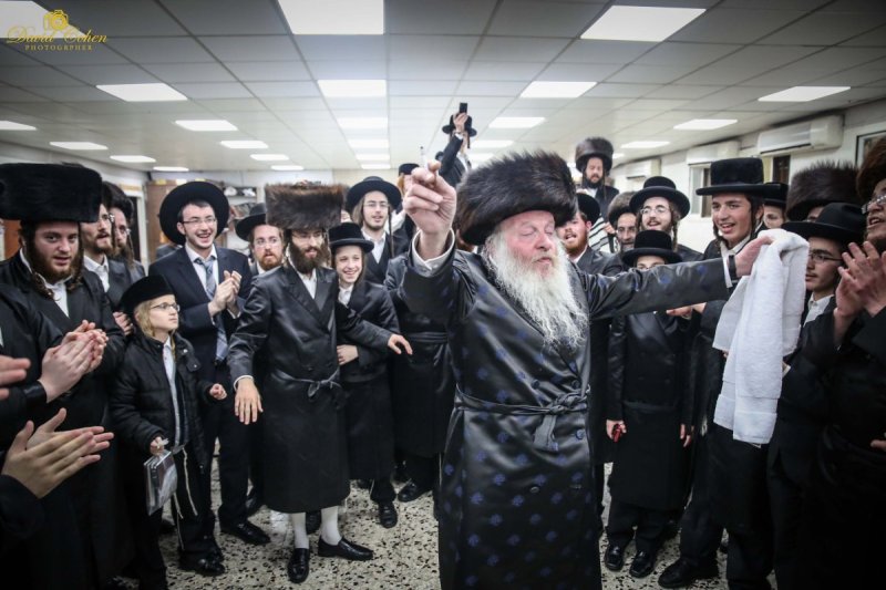 ארכיון די וואך