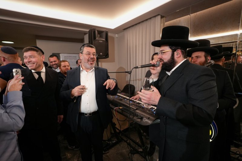 אביב קופל