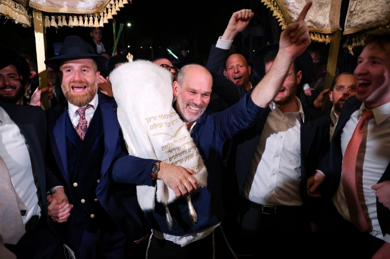 אביב קופל