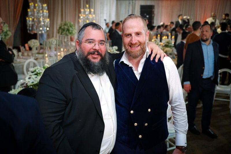 אביב קופל