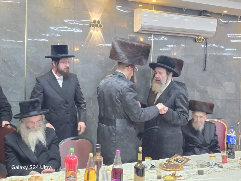 באדיבות המצלם