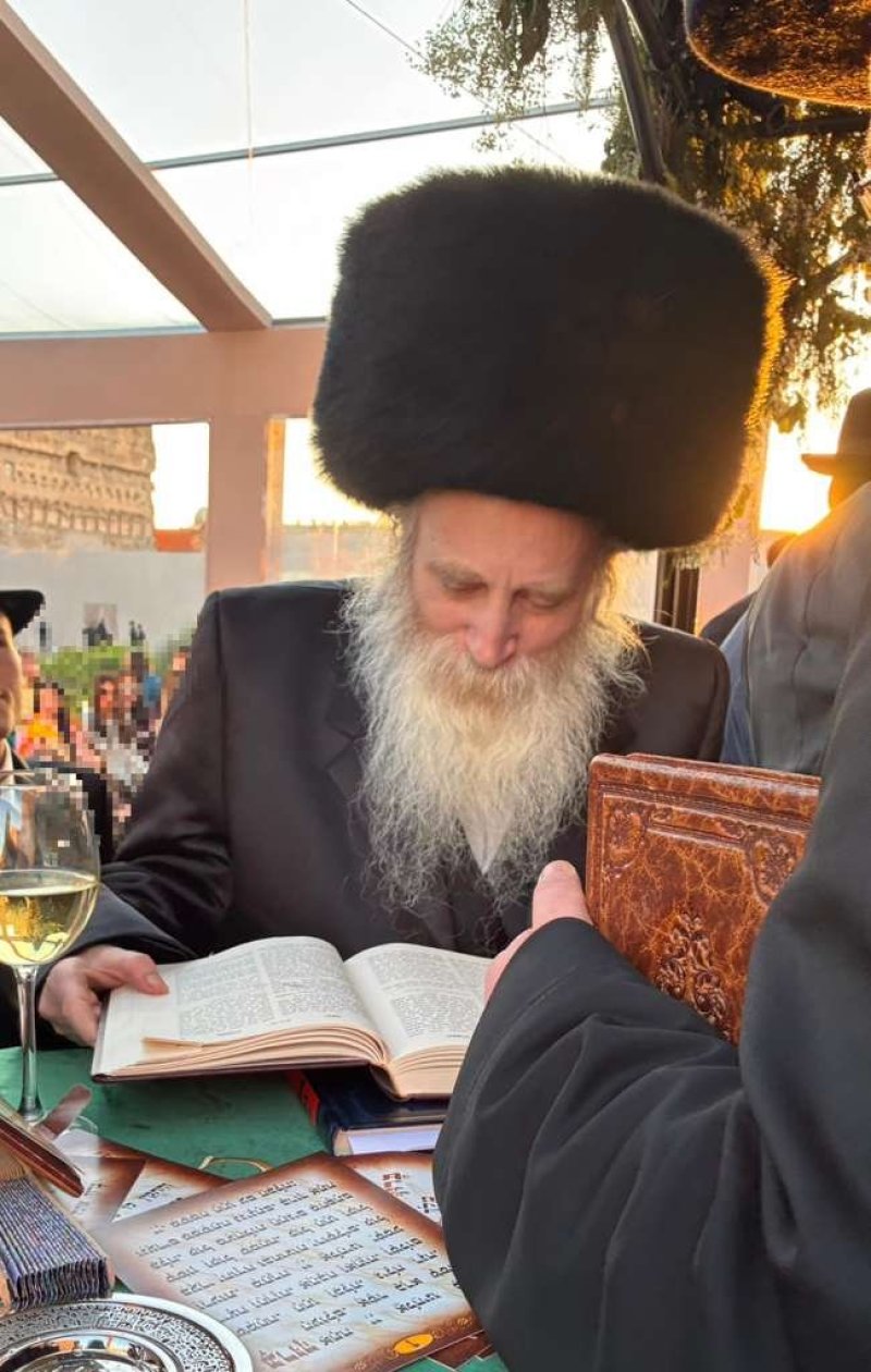 באדיבות המצלם