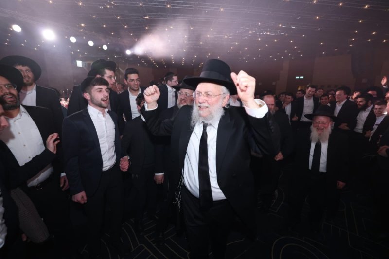 יעקב נחומי