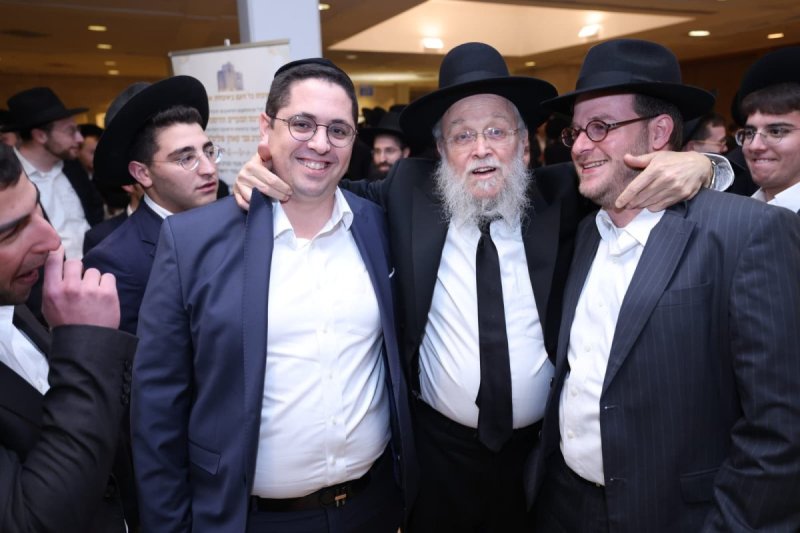 יעקב נחומי