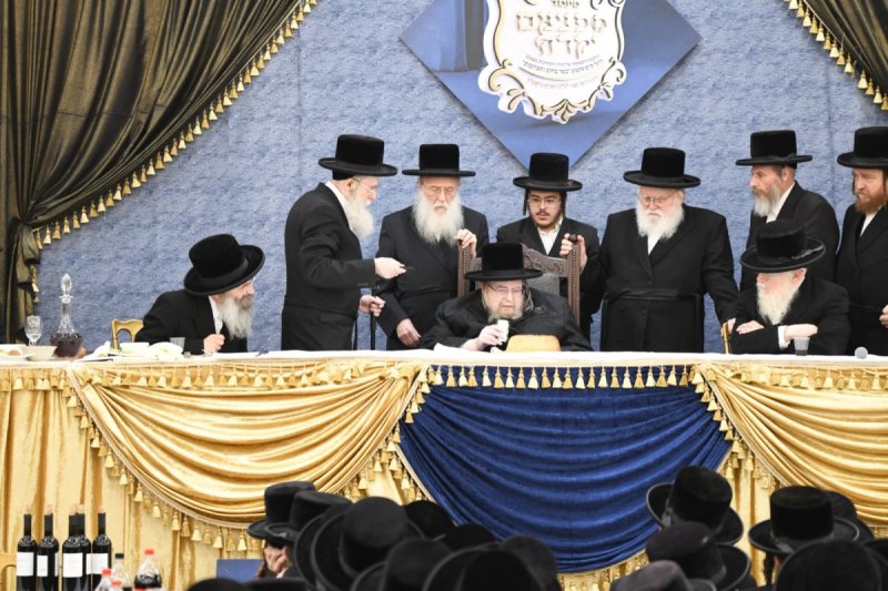 אנשיל בעק