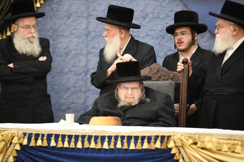 אנשיל בעק