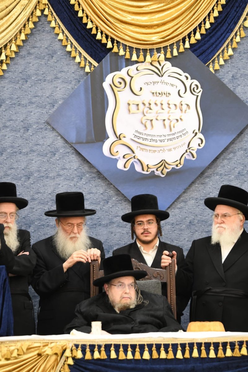 אנשיל בעק