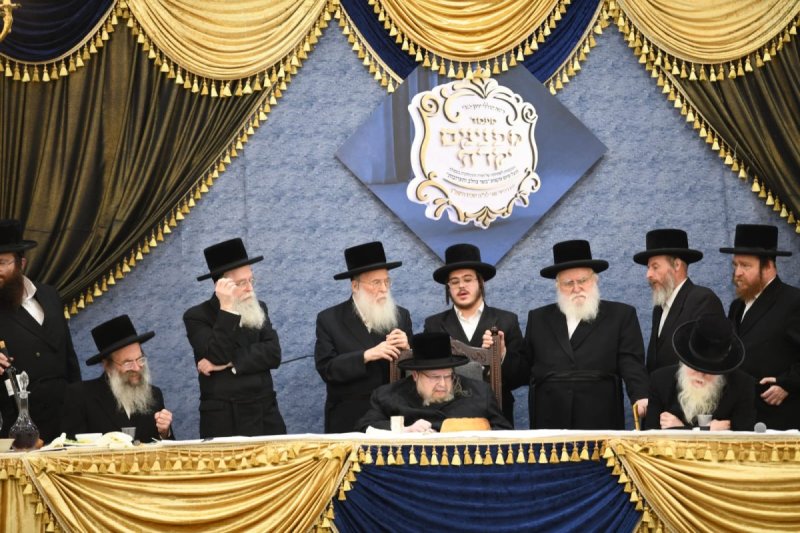 אנשיל בעק