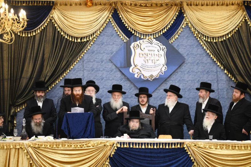אנשיל בעק