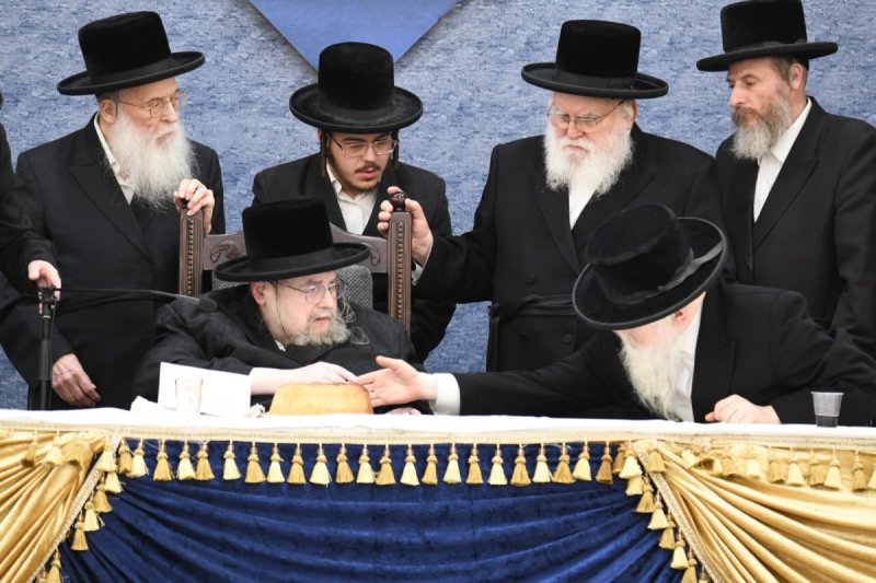 אנשיל בעק