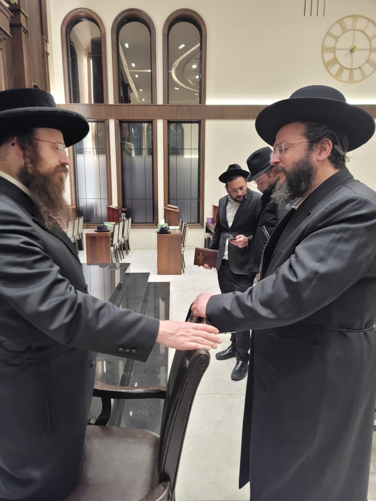 באדיבות המצלם