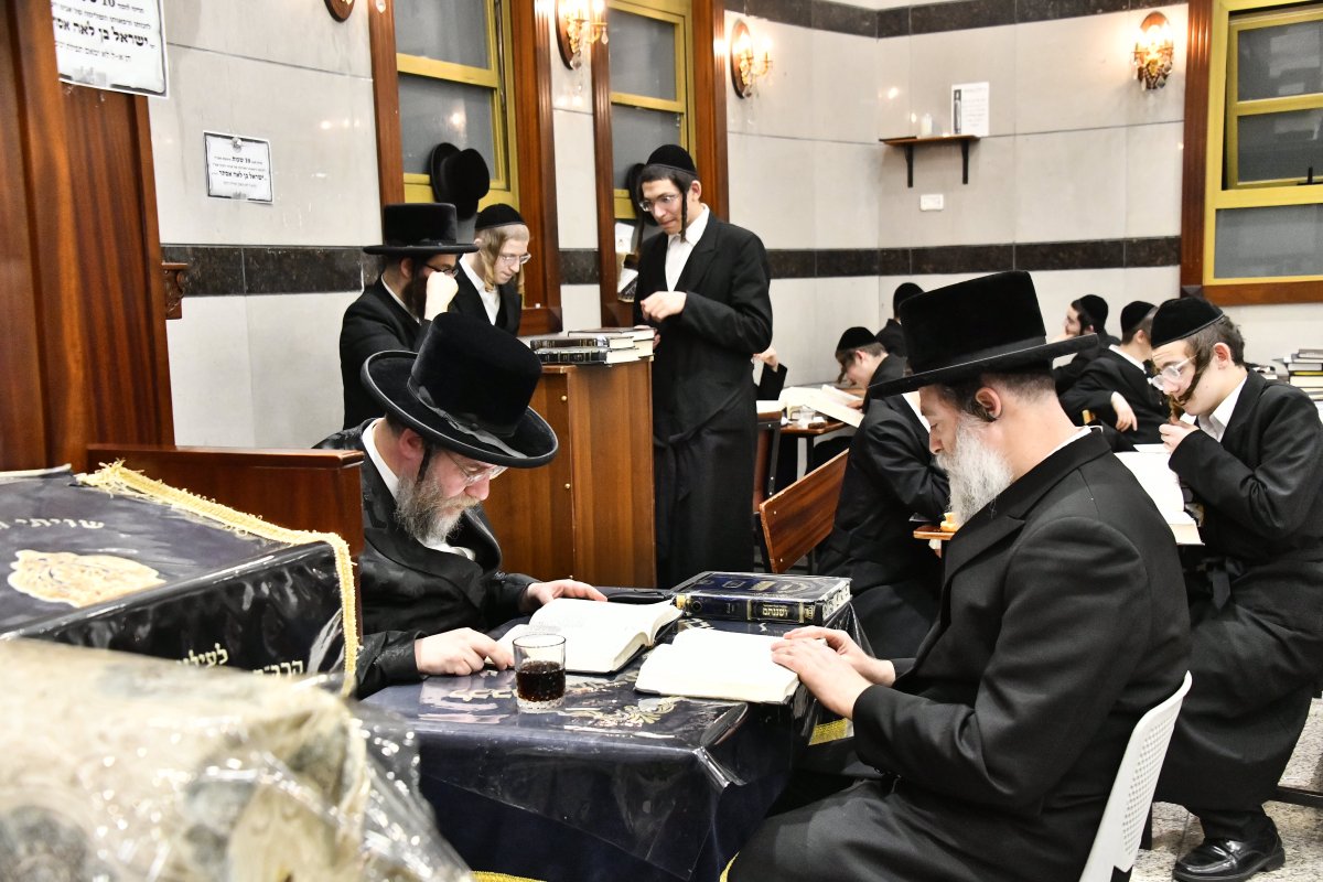 באדיבות המצלם