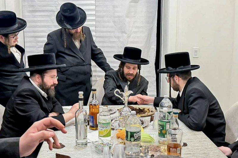 באדיבות המצלם