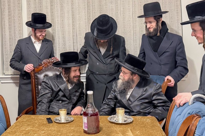 באדיבות המצלם