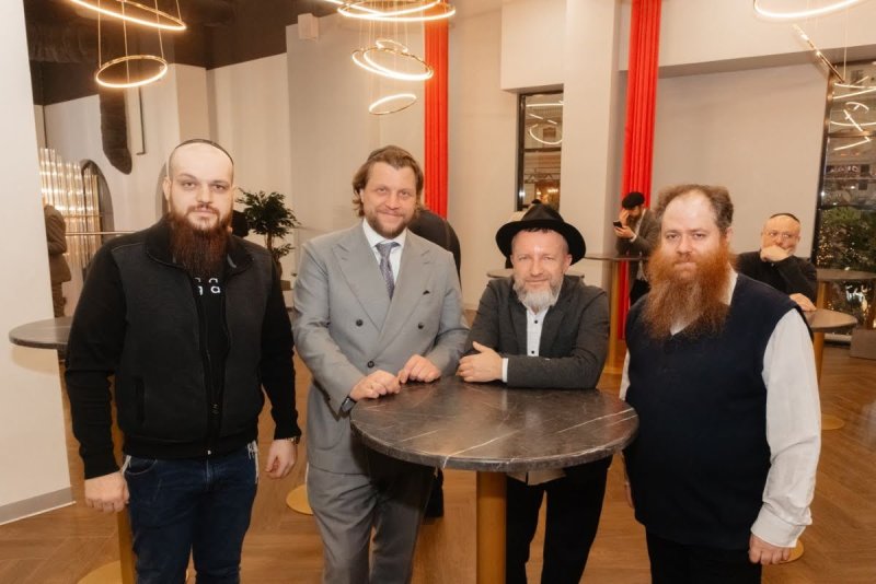  לוי נאזרוב