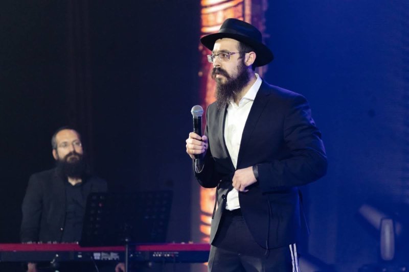  לוי נאזרוב
