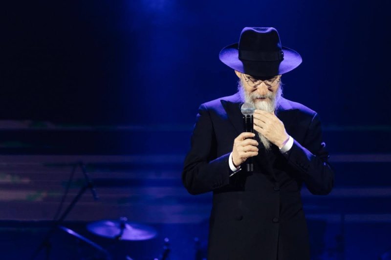  לוי נאזרוב