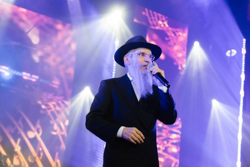  לוי נאזרוב