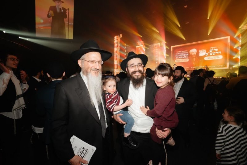  לוי נאזרוב