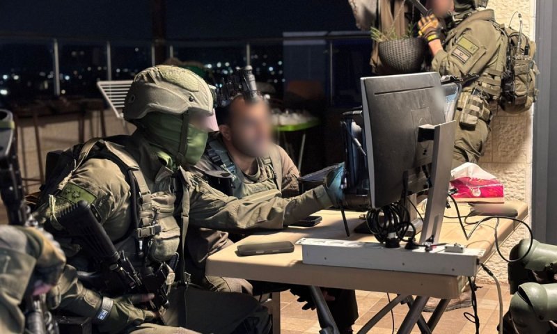 פעילות צה"ל ביו"ש במלחמה: מעצרים ותגבור גדודים
