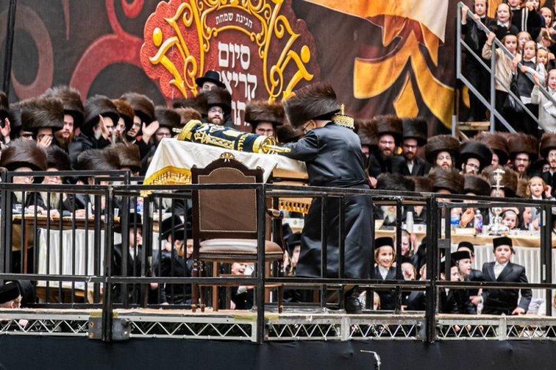 אלי וואהל, איצי מ.