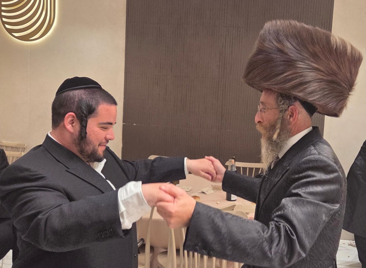 באדיבות המצלם