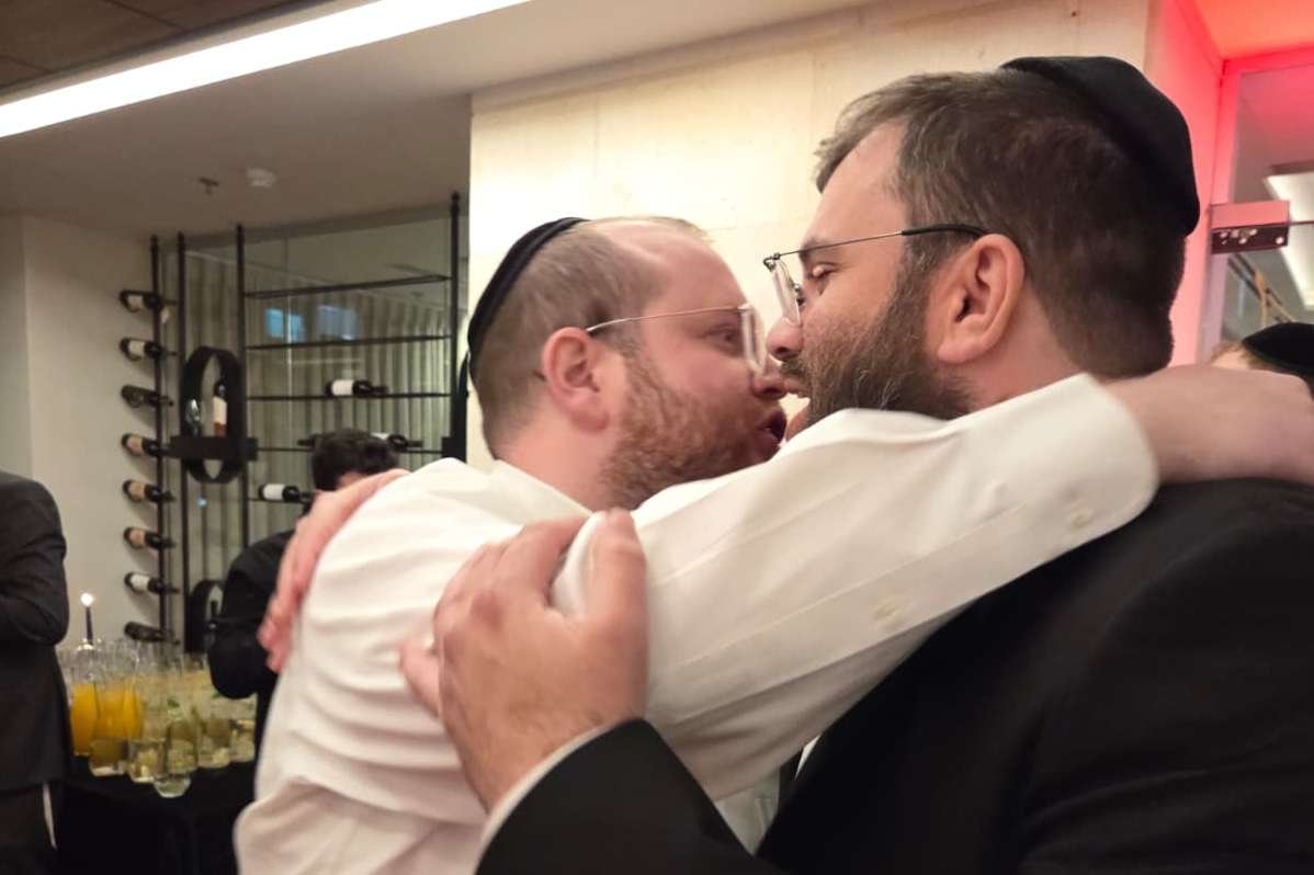 באדיבות המצלם