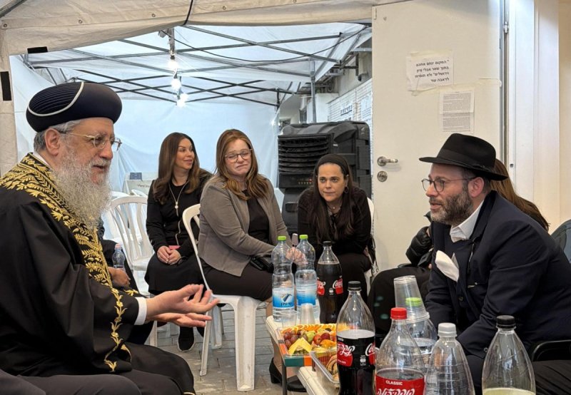 באדיבות המצלם