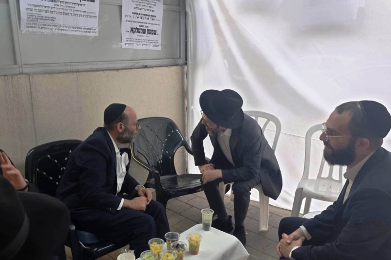 באדיבות המצלם