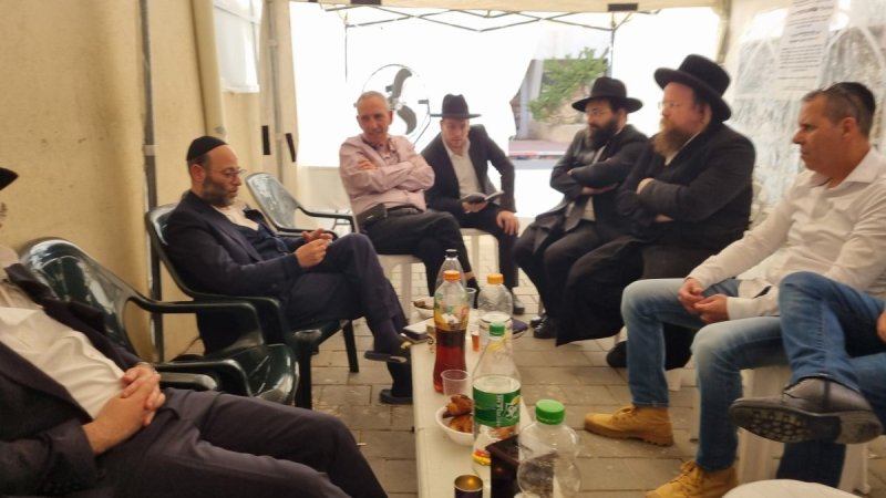 באדיבות המצלם