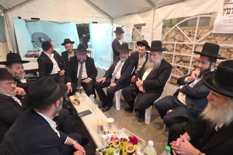 באדיבות המצלם