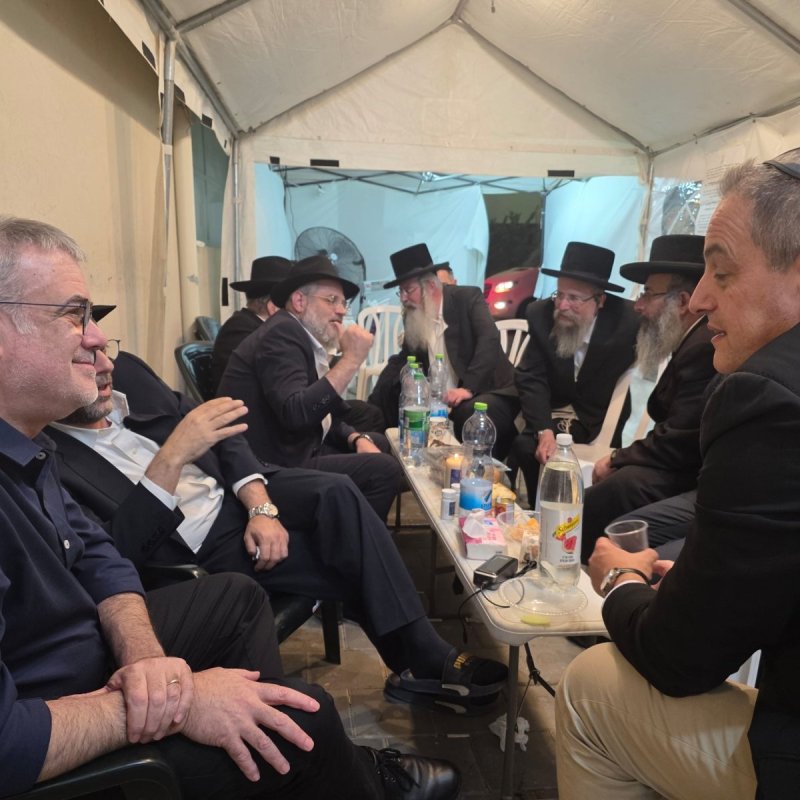 באדיבות המצלם