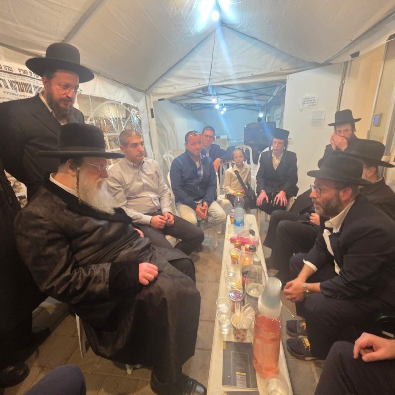 באדיבות המצלם