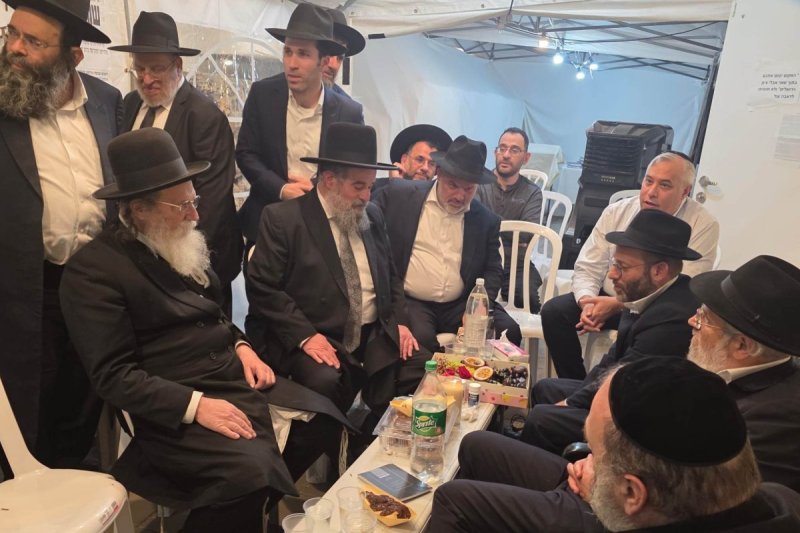 באדיבות המצלם