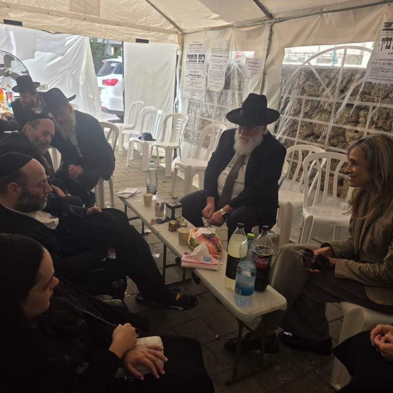 באדיבות המצלם