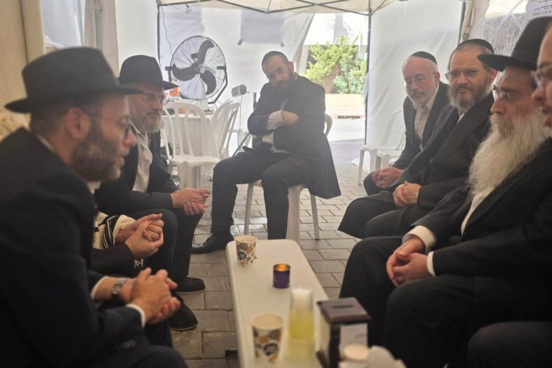 באדיבות המצלם