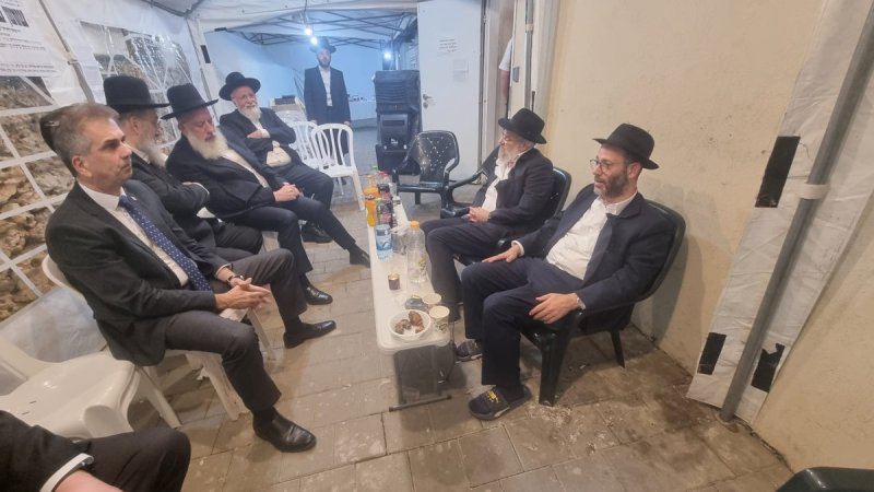 באדיבות המצלם