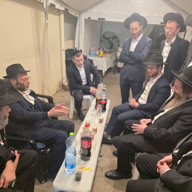 באדיבות המצלם