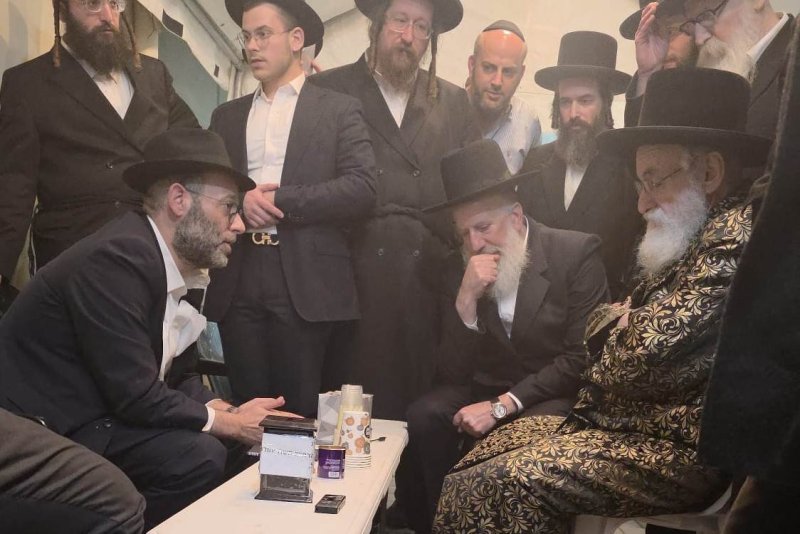 באדיבות המצלם