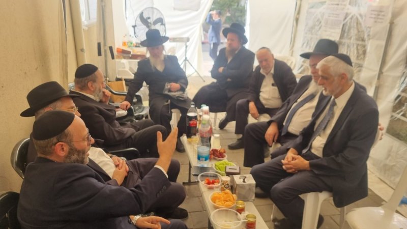 באדיבות המצלם