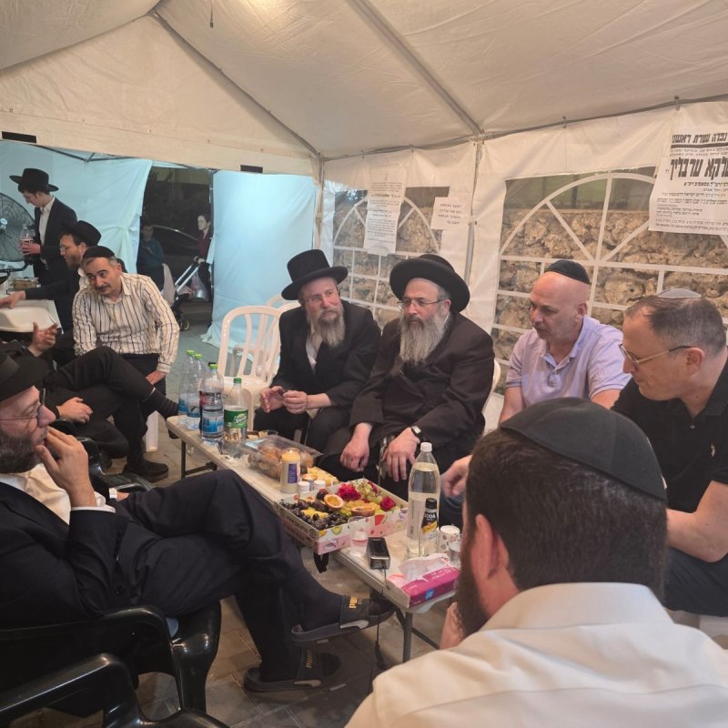 באדיבות המצלם