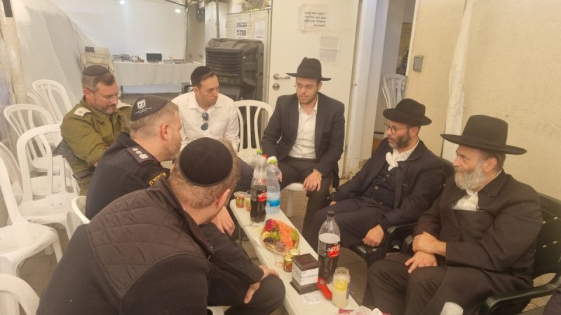 באדיבות המצלם
