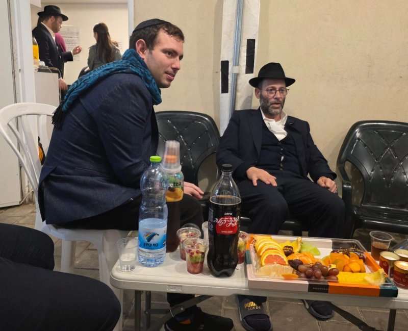 באדיבות המצלם