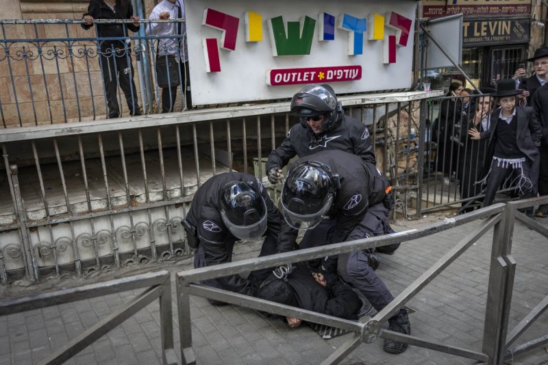 חיים גולדברג, פלאש 90