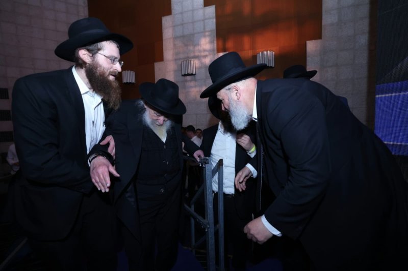 יעקב נחומי