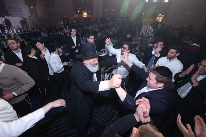 יעקב נחומי