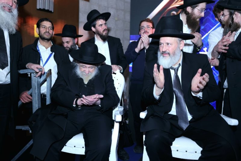 יעקב נחומי