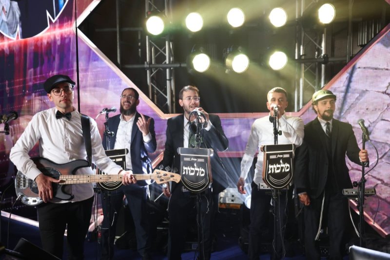 יעקב נחומי