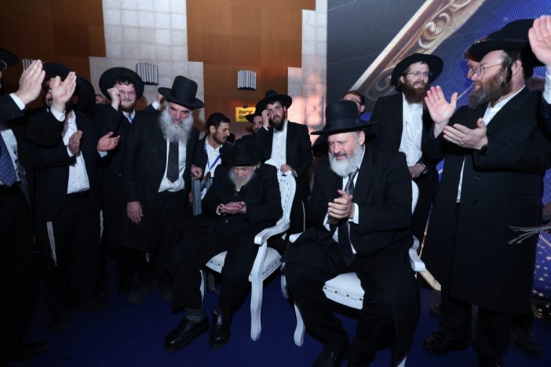יעקב נחומי