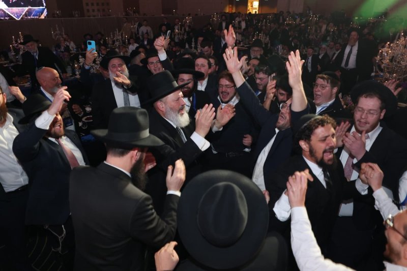 יעקב נחומי